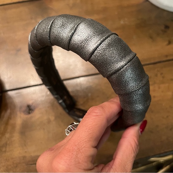 TRINA TURK silver faux leathered wrapped headband - Picture 9 of 9